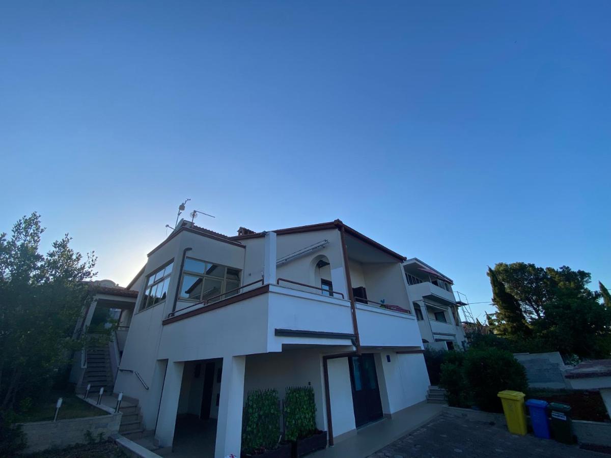 Cukon Holiday Home Premantura Kültér fotó